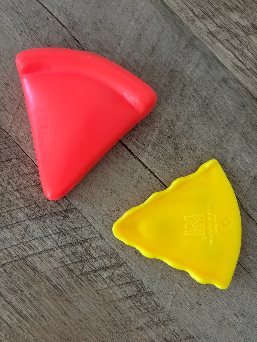 NeeDoh Squeezza Pizza RARE Viral Squishy Stress Relief Fidget Toy - Picture 7 of 8